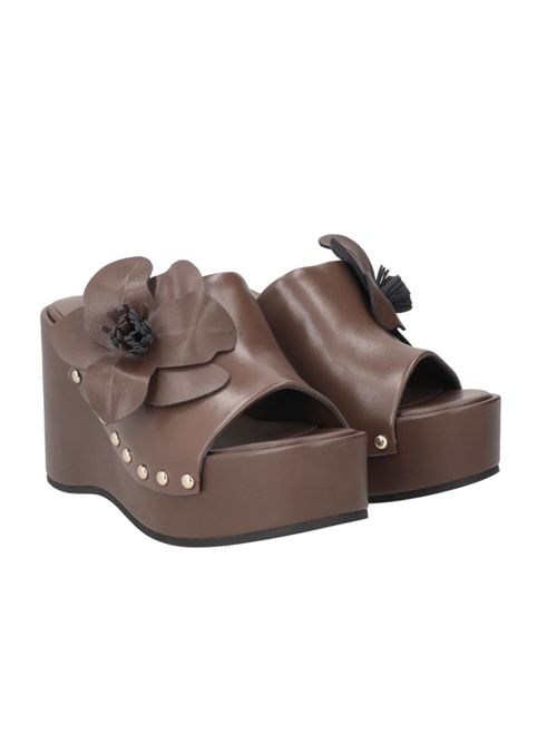 Zoccolo sabot Valencia con fiore Tosca Blu TOSCA BLU | SS2636S360C60